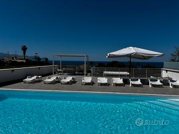 Balestrate villetta con piscina