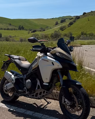 Multistrada 1260 Enduro