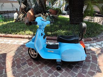 vespa con batteria ricaricabile 