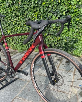 TREK CHECKPOINT GRAVEL ALR 5