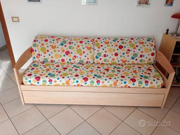 letto singolo con altro letto a scomparsa