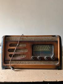 Vecchia radio