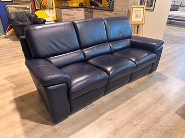 Divano 3 posti Chateau d’Ax pelle blu c/2 recliner