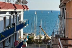 Centralissimo Vitruvio Tommaso Costa vista mare