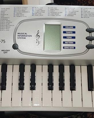 Casio SA-75 Tastiera Elettronica con borsone