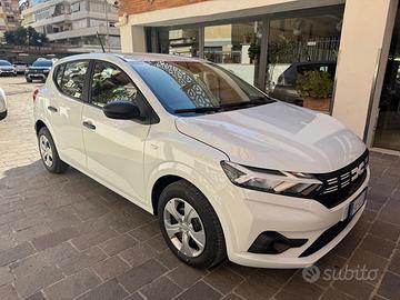 DACIA Sandero Streetway 1.0 TCe ECO-G NOLEGGIO
