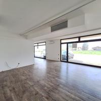 NEGOZIO A BOARA PISANI