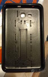 cover in plastica rigida tablet 7"