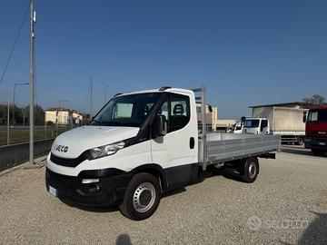 IVECO Daily 35S14 a Cassone