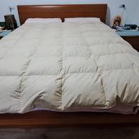 letto matrimoniale con comodini