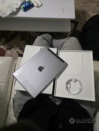 ipad 6 32gb Wi-Fi cellulare nuovo 