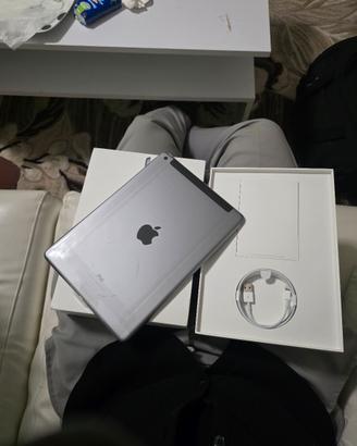 ipad 6 32gb Wi-Fi cellulare nuovo 