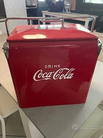 Ghiacciaia coca cola