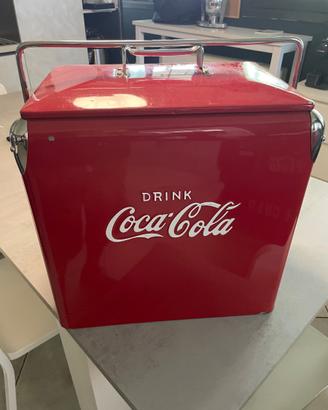 Ghiacciaia coca cola