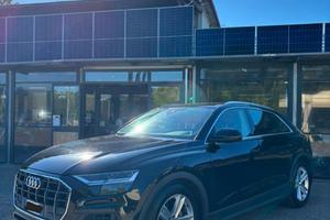 AUDI Q8 45 TDI quattro tiptronic