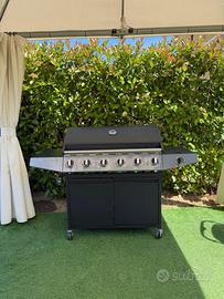 Barbecue a gas nero a 6 bruciatori
