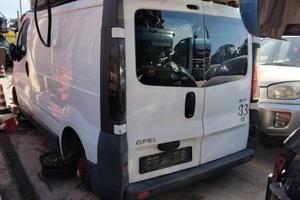 PER uso RICAMBI - opel Vivaro 2001-2014