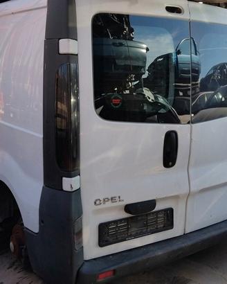 PER uso RICAMBI - opel Vivaro 2001-2014
