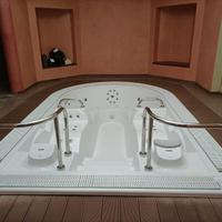 vasca idromassaggio da interno o da esterno
