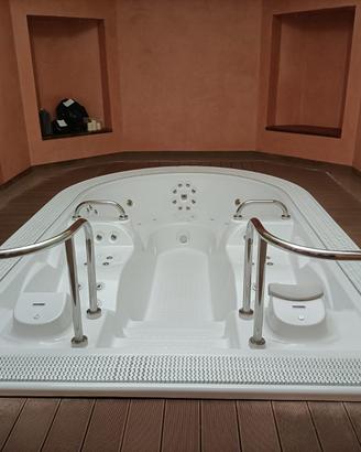 vasca idromassaggio da interno o da esterno