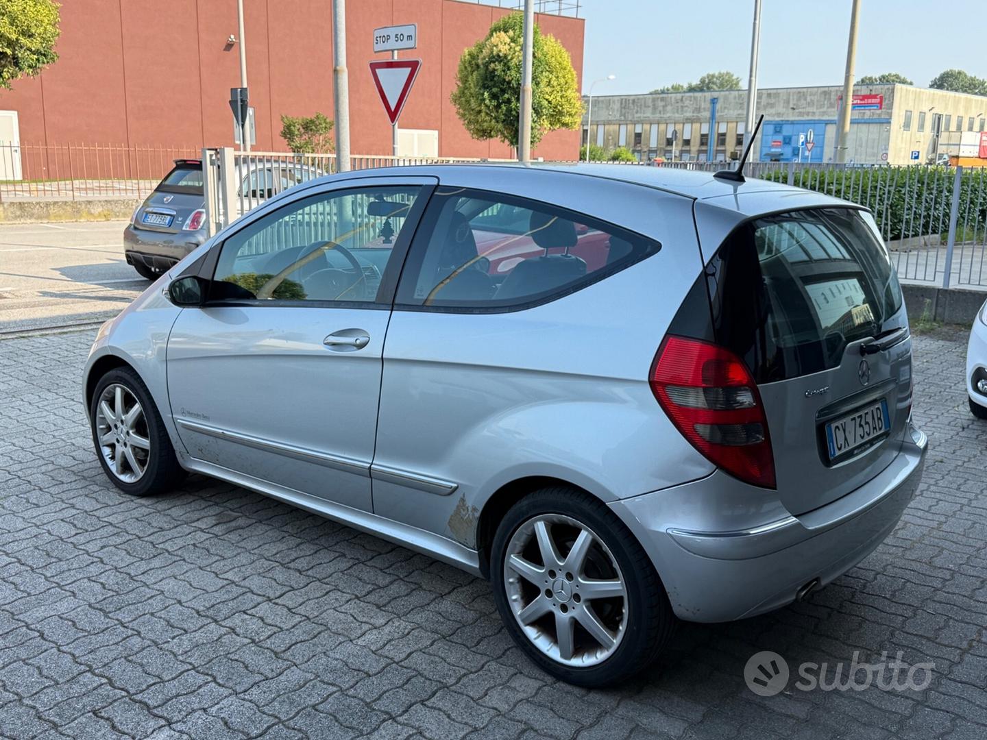 Mercedes-Benz A 150 2005 photo 2