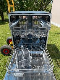 Lavastoglie usata - con perdita saltuaria