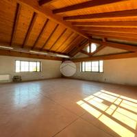 LABORATORIO A MAGENTA