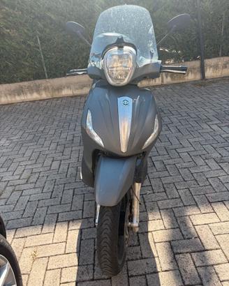 Piaggio Beverly 125