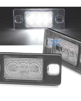 LUCI LED TARGA VOLKSWAGEN VW TIGUAN TOUAREG GOLF V