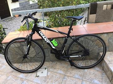 Bici Giant  roam