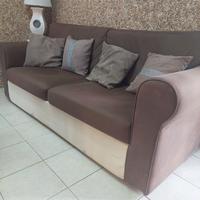 Divano Classico Artigianale e Lume con Colonna