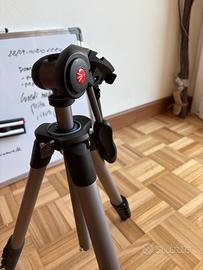 Cavalletto manfrotto compact advanced