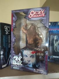 Ozzy Osbourne Rock It "N" The Box

Bark At The Mo