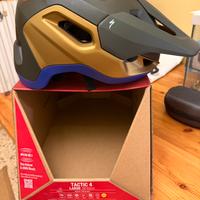 Casco MTB Specialized