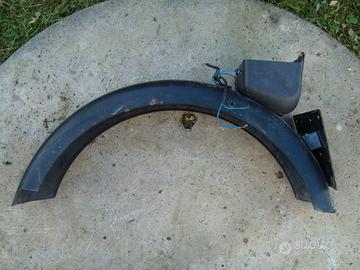 PARAFANGO POSTERIORE HONDA CBX 550 F II