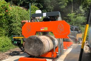 Sega tronchi/segheria mobile