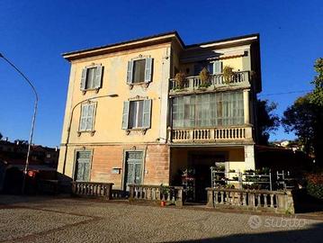 Appartamento a Laveno Mombello (VA)