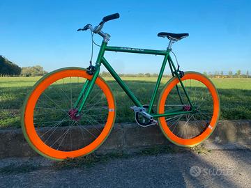 Bici scatto fisso