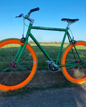 Bici scatto fisso