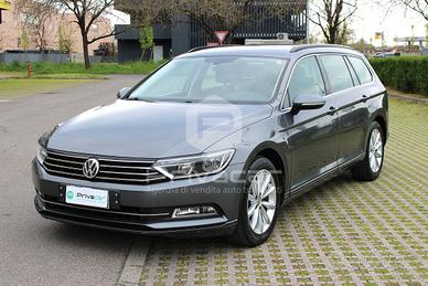 VOLKSWAGEN Passat Variant 2.0 TDI DSG Business Blu