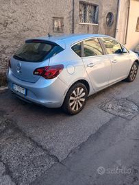 opel astra 2015