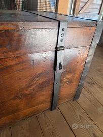 cassa antica porta posta