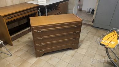 Cassettiera in legno