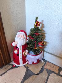 babbi natale portavaso con luci e albero