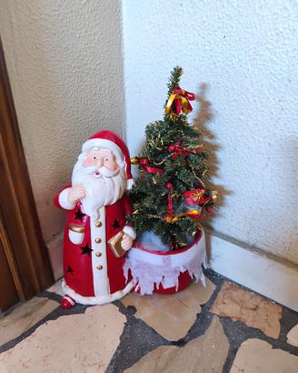 babbi natale portavaso con luci e albero