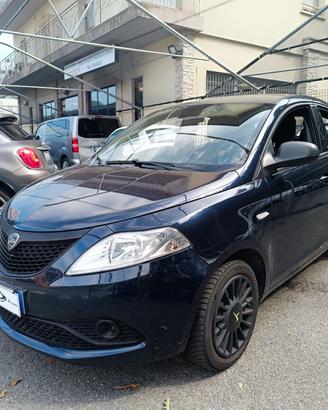 Lancia Ypsilon 1.2 GPL Ecochic Elefantino Blu