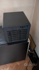 Server NAS Professionale Synology DS2413+ (12 slot