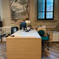 Scrivania vetro e legno