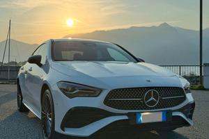 Mercedes CLA 250e Plug-In 2025