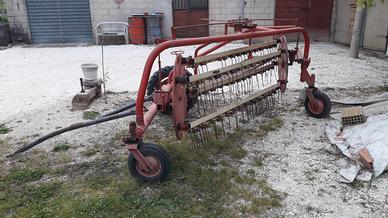 Ranghinatore agricolo